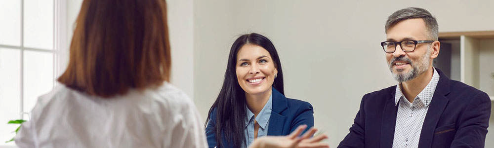 Dekorativt billede - samtale mellem to personer